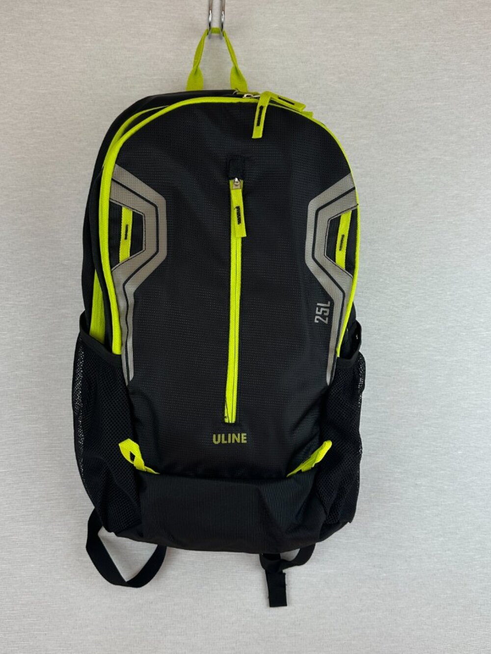 ULINE EDGE BLACK NEON GREEN 25L DAYPACK/BACKPAK ZIP POCKETS TEAR RESISTANT NEW